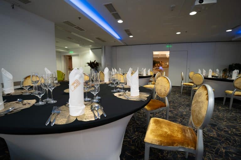 divinus konverencia terem 23